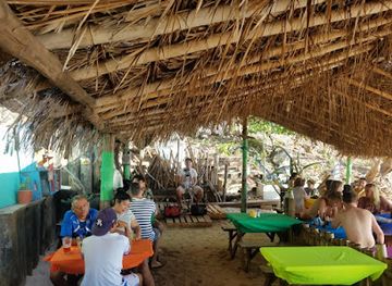 el-salvador/los-cobanos-beach/nightclub/bar-ballena