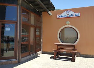 namibia/luderitz/nightclub/luderitz-yacht-club
