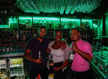 belize/southern-belize-barrier-reef/nightclub/el-portal-island-lounge-and-tapas-bar