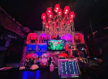 Club Life Osaka
