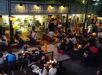 Warm Up Cafe