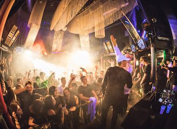 Club Max