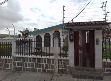 ecuador/mindo-cloud-forest/nightclub/la-joya