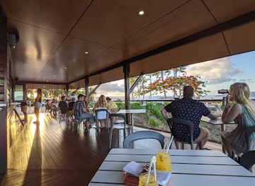 australia/the-whitsundays/nightclub/one-tree-hill