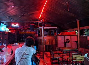 jamaica/st-thomas-lowlands/nightclub/escape-24-7-bar-grill