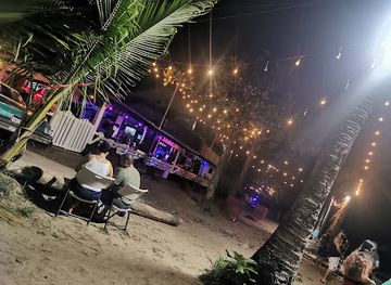 costa-rica/puerto-viejo/nightclub/johnny-s-place