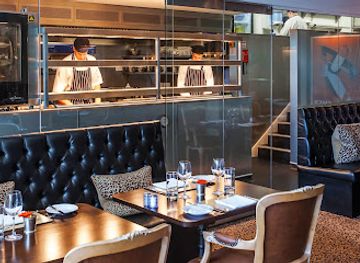 guernsey/pleinmont-point/nightclub/the-leopard-bar-and-restaurant