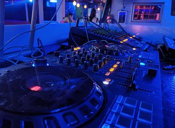 israel/eilat/coral-beach/nightclub/colors-bar