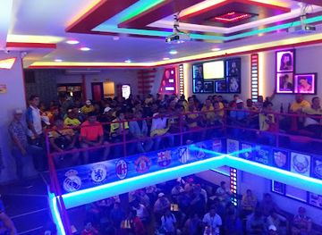 ecuador/guayaquil/nightclub/royal-07-night-club