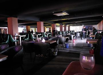 bangladesh/haor-basin/nightclub/fu-wang-bar