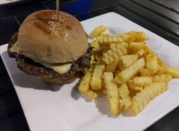 timor-leste/ainaro/nightclub/spooners-bar-and-grill