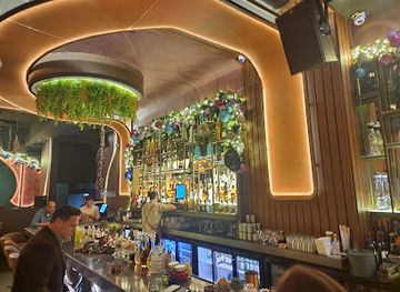 lebanon/beirut/gemmayzeh/nightclub/bar-nouveau