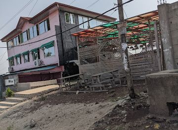 cameroon/buea/nightclub/footprint