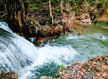 indonesia/pulau-moyo/nightclub/mojo-island