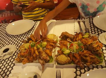 madagascar/majunga/soavita/nightclub/ravinala-hotel