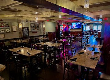 connecticut/stamford/springdale/nightclub/the-old-place-bar-restaurant