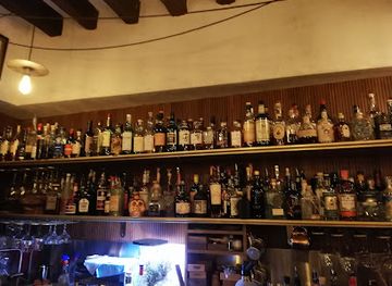 italy/venice/cannaregio/nightclub/retro-wine-bar