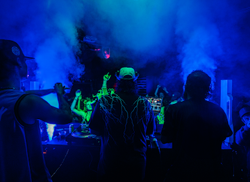 canada/northern-ontario/nightclub/ytl-experience