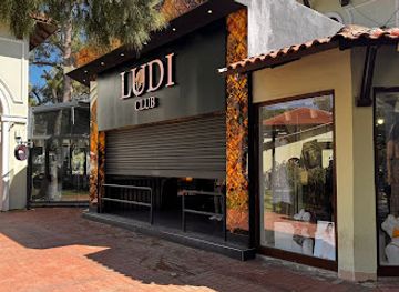 turkiye/antalya/kemer/nightclub/ludi-club