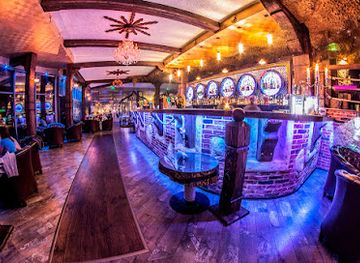 slovakia/orava/nightclub/imperia-m