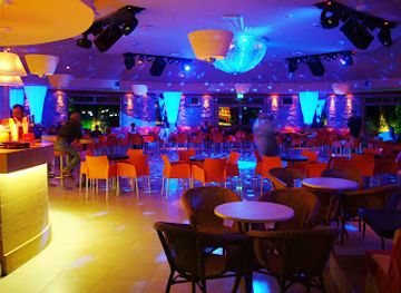 italy/versilia/nightclub/dancing-trocadero-s-r-l