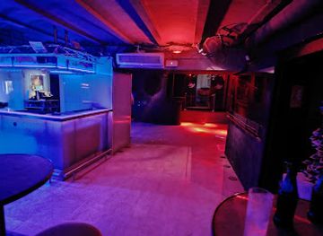 spain/ibiza/nightclub/lolas-club