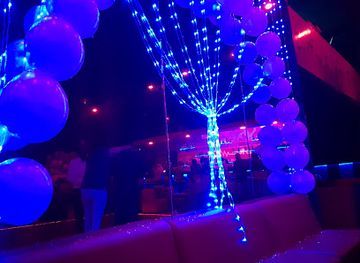 DIAM'S NIGHT CLUB
