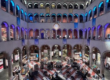 italy/venice/castello/nightclub/zaza-club