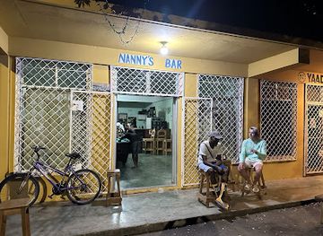 jamaica/treasure-beach-area/nightclub/nanny-s-bar