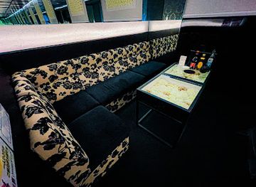 japan/tottori-sand-dunes/nightclub/club-premium