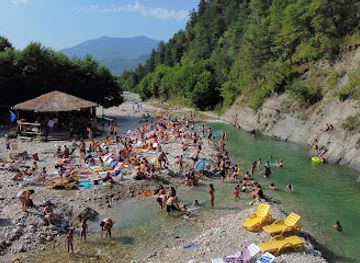 georgia/racha-lechkhumi-and-kvemo-svaneti/nightclub/bungalow-changes