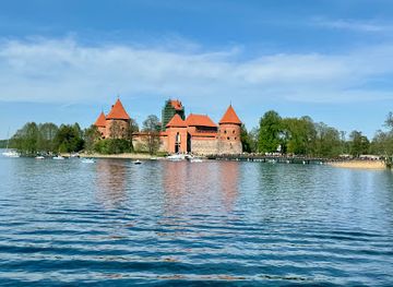 lithuania/trakai-island-castle/nightclub/pilies-sala