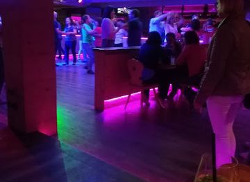 italy/south-tyrol/nightclub/disco-life