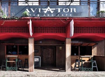 Aviator Pub and Café