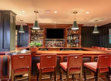 massachusetts/martha-s-vineyard/nightclub/roxy-pool-bar