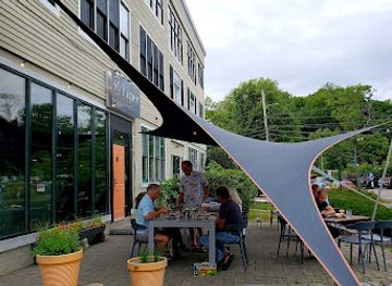 maine/camden/nightclub/40-paper