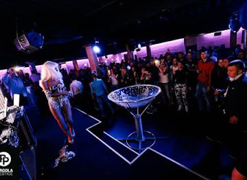 Club Pergola
