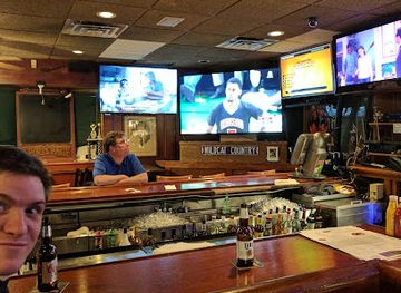 illinois/arlington-heights/nightclub/sports-page-bar-grill-arlington-heights
