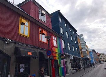 Kíkí Queer Bar