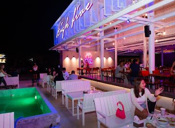 thailand/chumphon/nightclub/high-five-bar-bistro