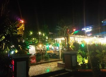 myanmar-burma/sittwe/nightclub/river-valley-restaurant