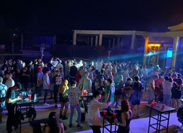 Lion's Garden