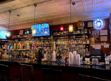 rhode-island/newport-cliff-walk/nightclub/pour-judgement