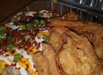 the-bahamas/ragged-island/nightclub/hugo-s-wholesale-bar