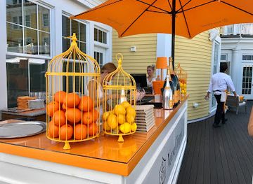 rhode-island/watch-hill/nightclub/secret-garden-champagne-bar