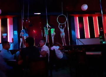 mexico/mazatlan/nightclub/bar-tarrandas