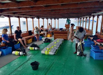 maldives/fulidhoo/nightclub/fulidhoo-dive-water-sports