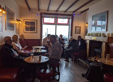 isle-of-man/port-st-mary/nightclub/albert-hotel