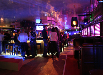 NIGHT CLUB UNDERGROUND PAMPOROVO
