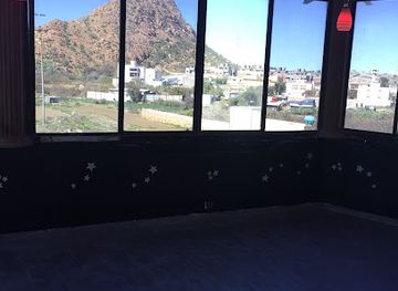 saudi-arabia/al-hada/nightclub/karavan-abu-hashem